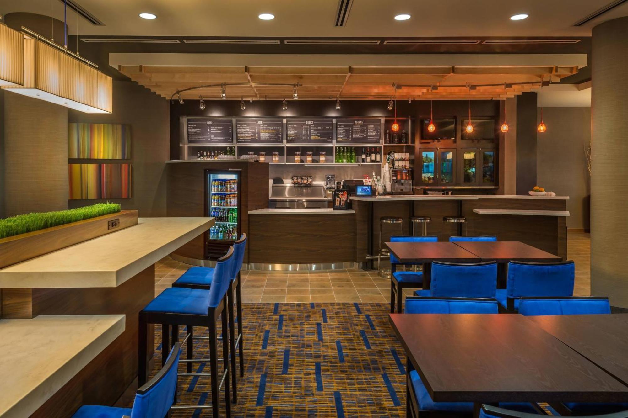 Courtyard By Marriott Reno Downtown/Riverfront Exterior photo